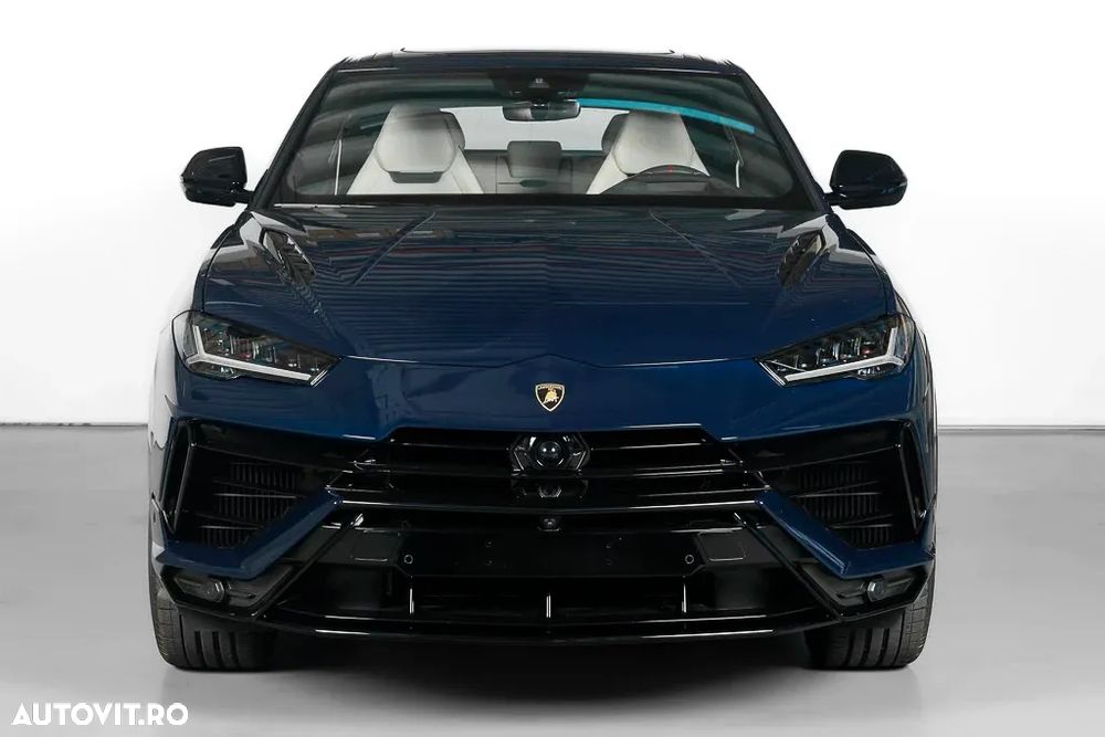 Lamborghini URUS - 4
