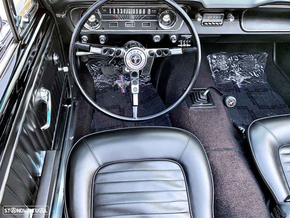 Ford Mustang - 11