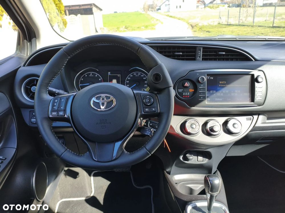 Toyota Yaris 1.5 20th Anniversary CVT - 29