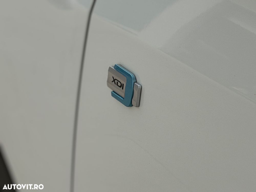 SsangYong Tivoli e-XDi 160 2WD Quartz - 28