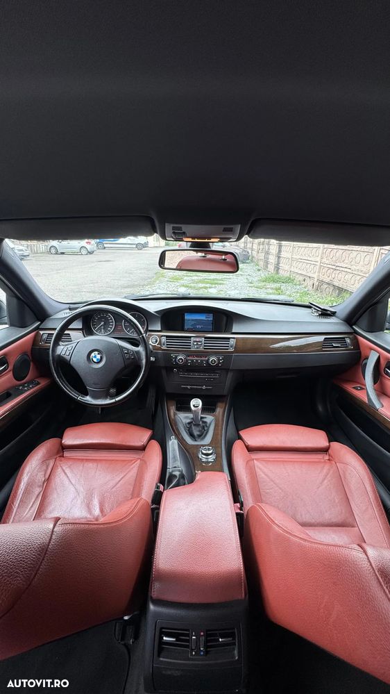 BMW Seria 3 320d EfficientDynamics Edition - 4