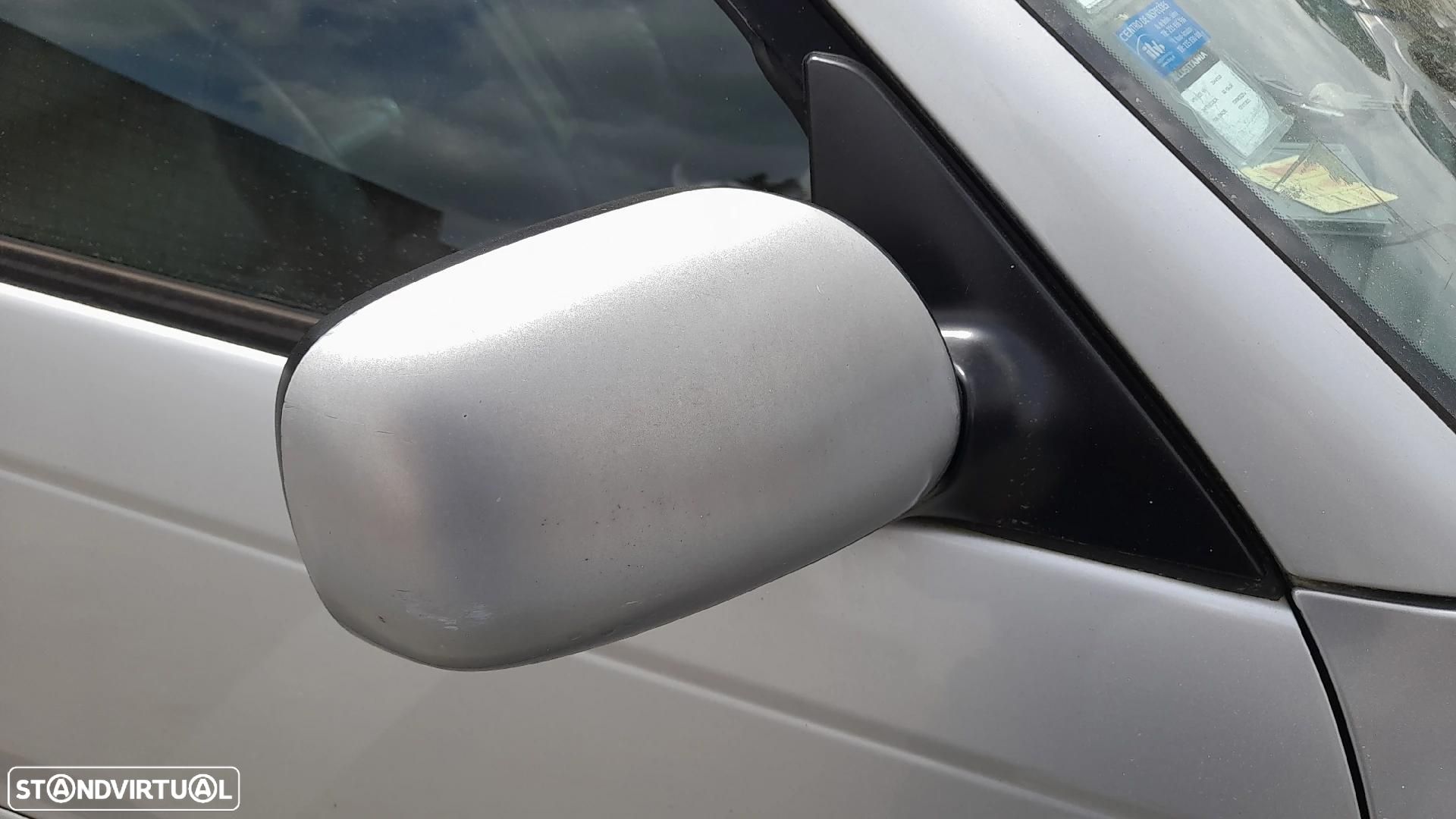 Retrovisor / espelho direito TOYOTA Avensis Liftback (_T22_) - 1