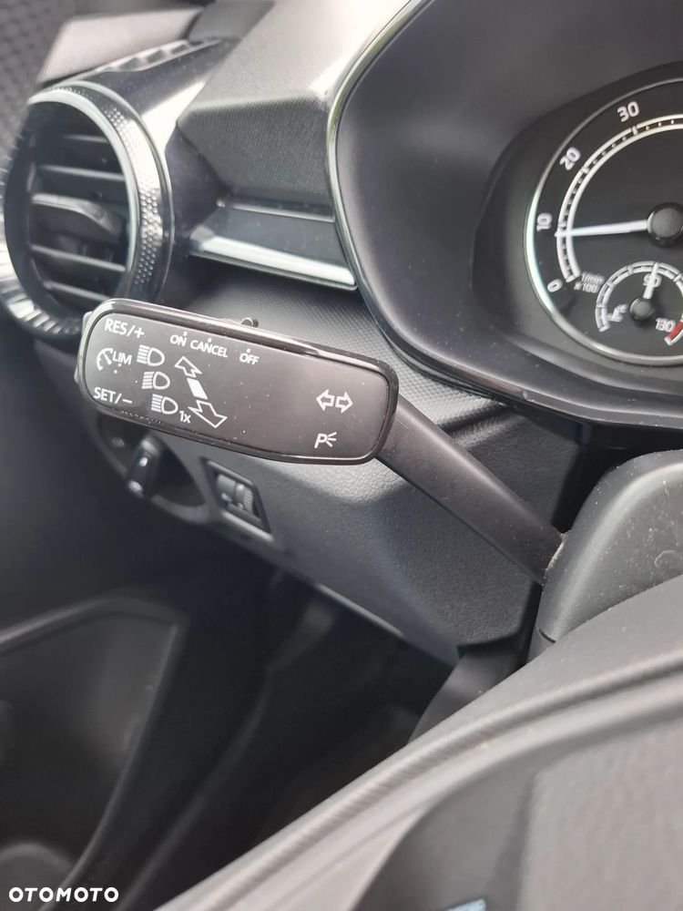 Skoda Fabia 1.0 Active - 25