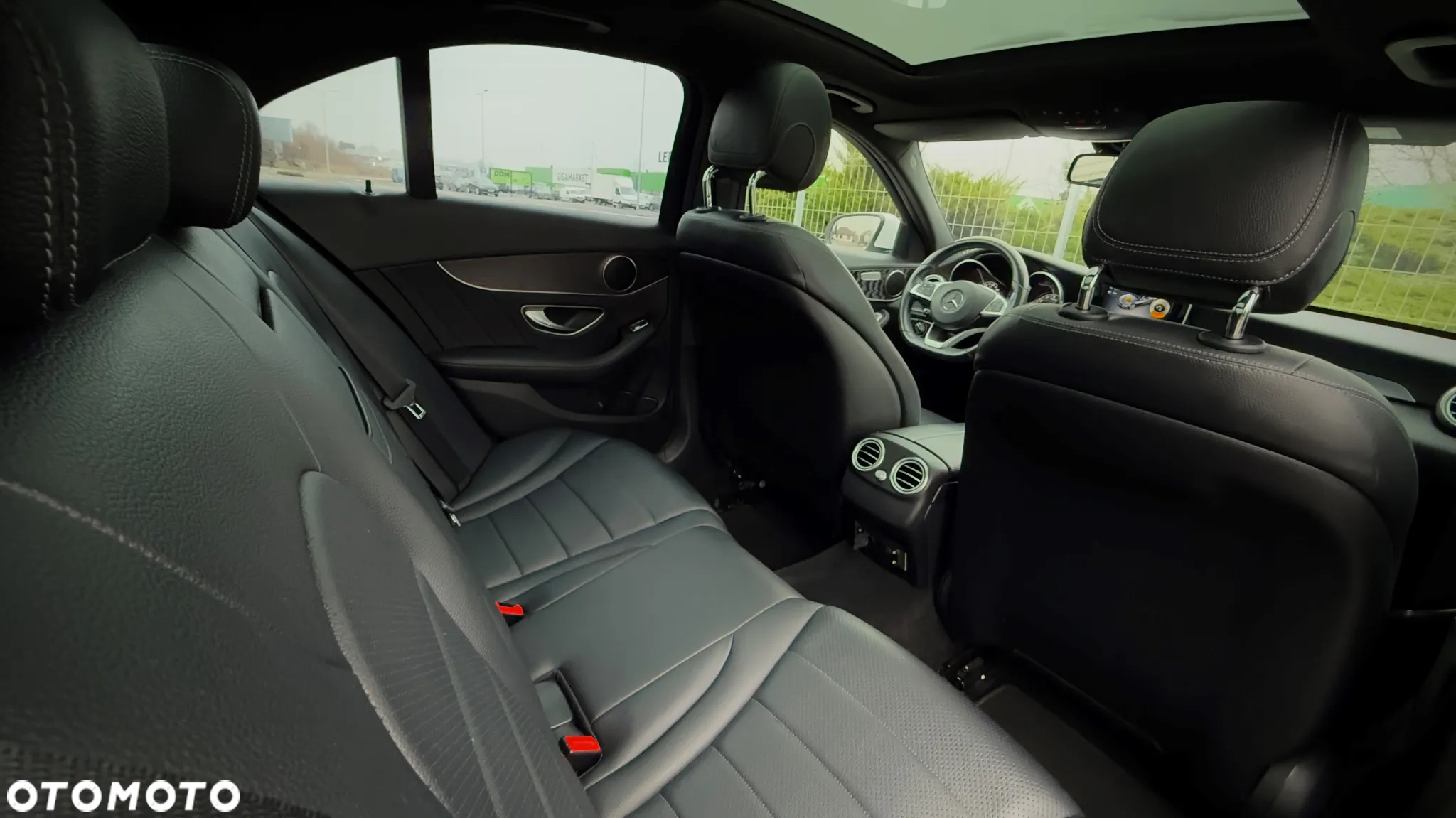 Mercedes-Benz Klasa C 200 4-Matic 7G-TRONIC - 9