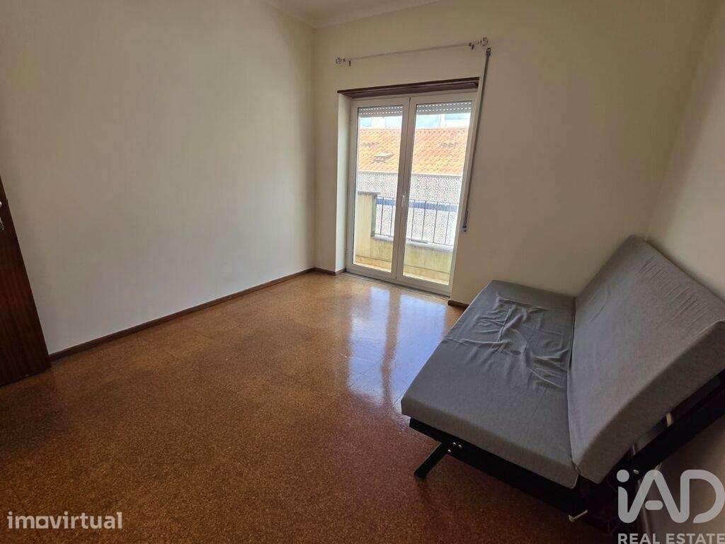 Apartamento T2 em Caldas da Rainha - Nossa Senhora do Pópulo, Coto e S - Grande imagem: 4/17