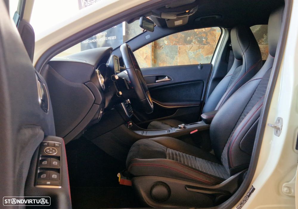 Mercedes-Benz GLA 200 d 7G-DCT AMG Line - 8