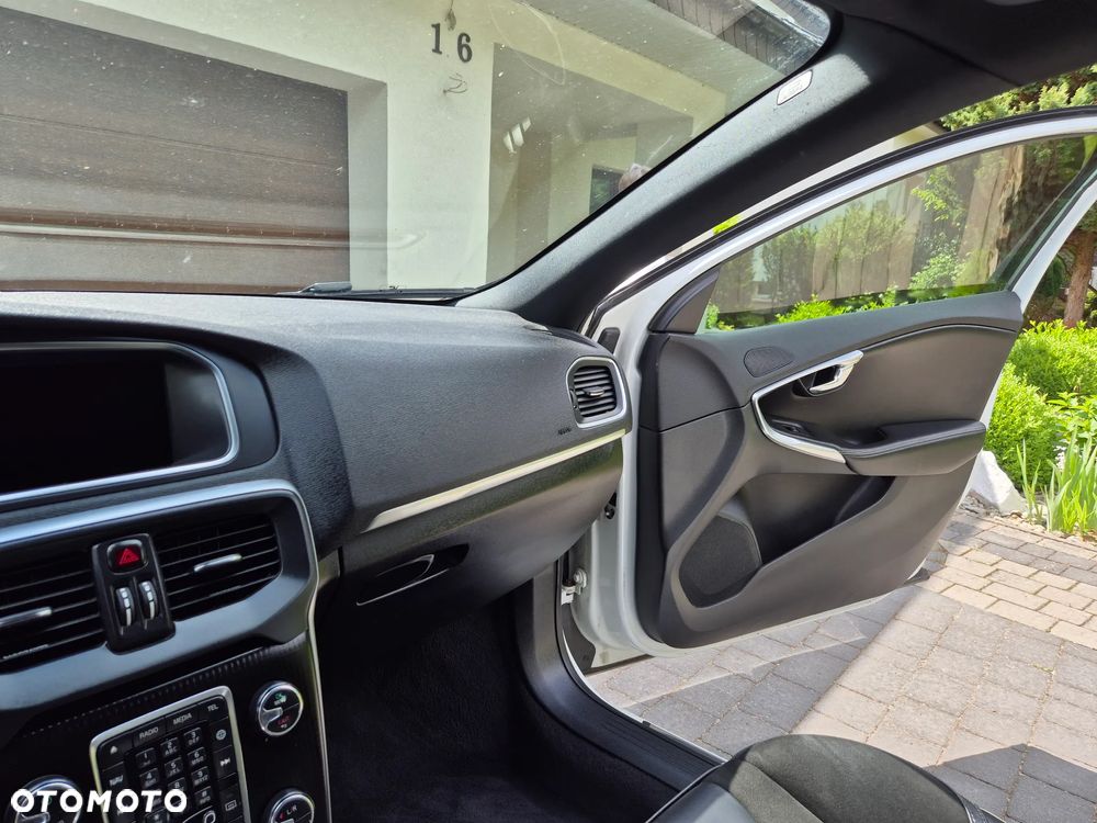 Volvo V40 D3 RDesign - 12