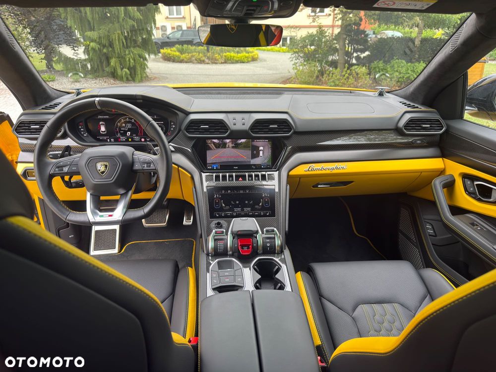 Lamborghini Urus - 8