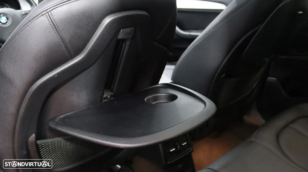 BMW X1 18 d sDrive Auto - 22