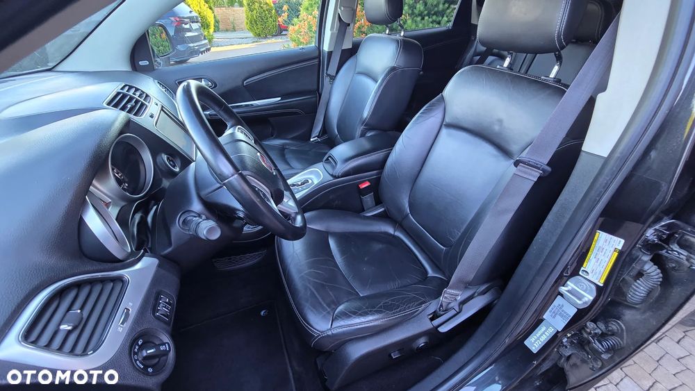 Fiat Freemont 2.0 Multijet 16V DPF Automatik Allrad Lounge - 31