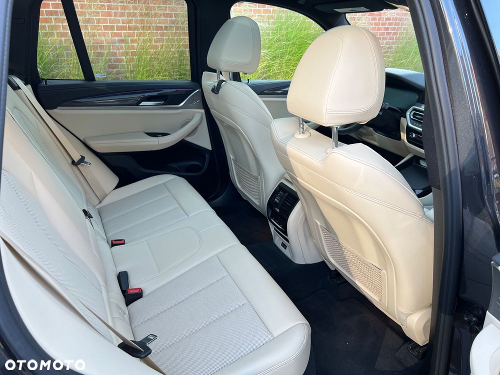 BMW X3 - 30