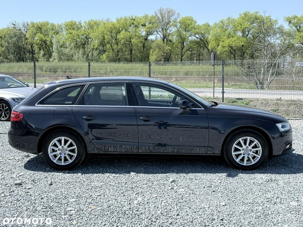 Audi A4 Avant 2.0 TDI - 10