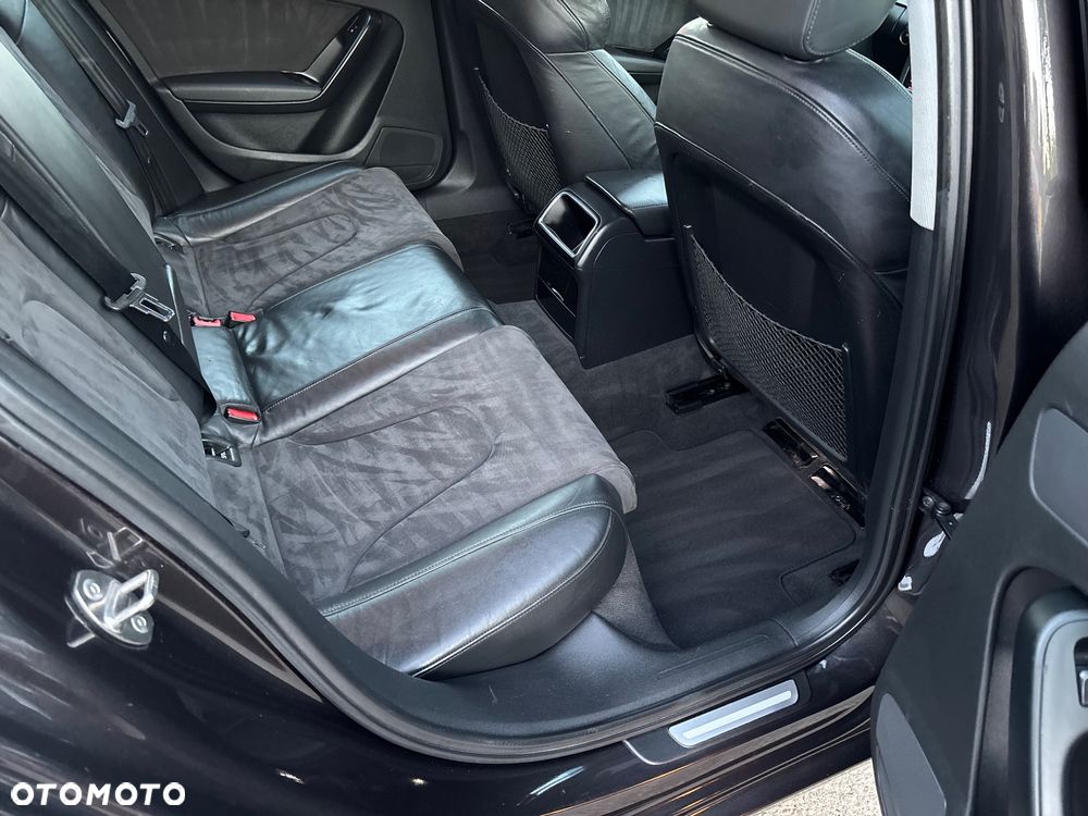 Audi A4 Avant 2.0 TDI Limited Edition - 32