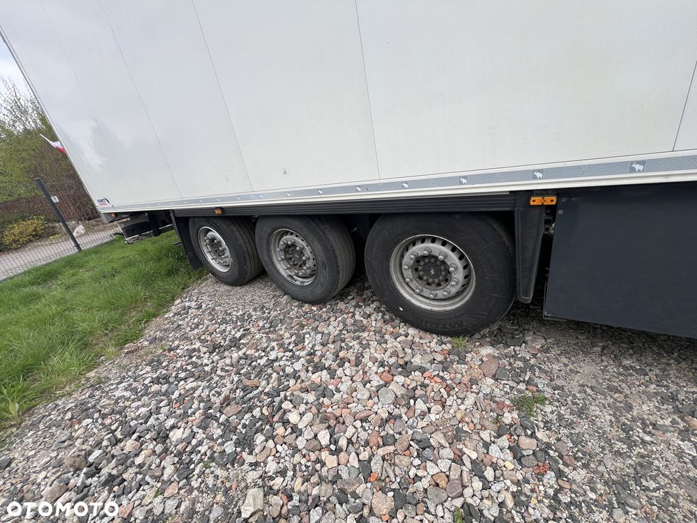 Schmitz Cargobull SKO - 12