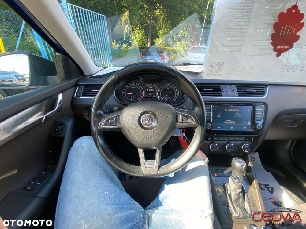 Skoda Octavia Scout 2.0 TDI 4x4 DSG - 28