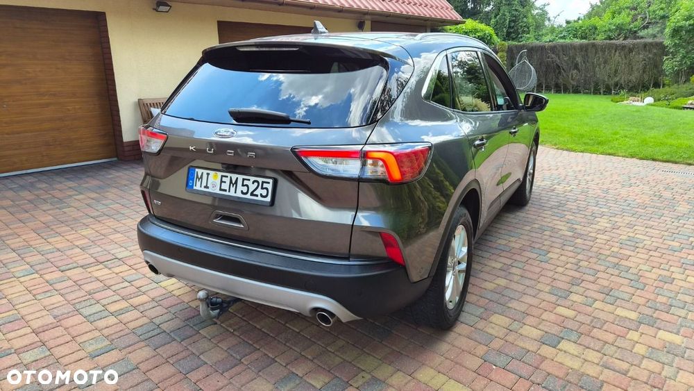 Ford Kuga - 8