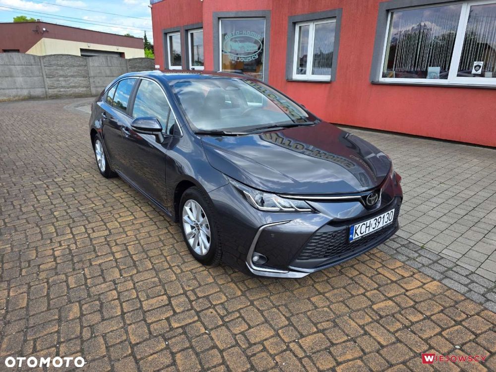 Toyota Corolla - 2