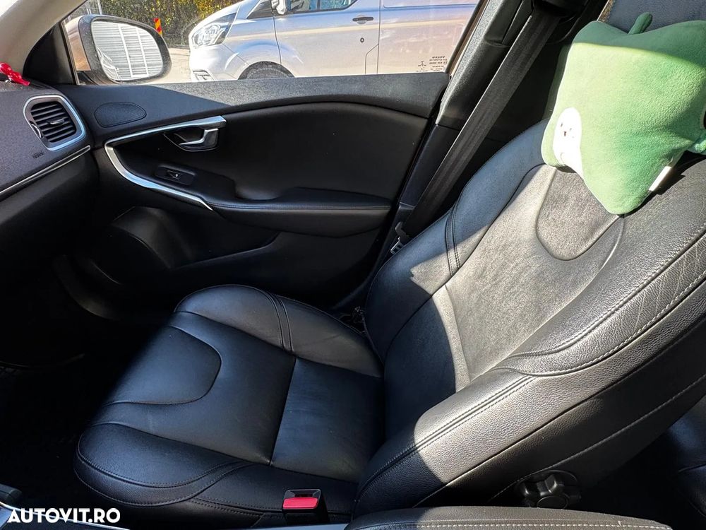 Volvo V40 D3 Aut. Inscription - 17