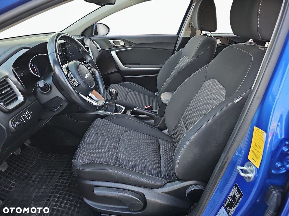 Kia Ceed 1.5 T-GDI M - 21