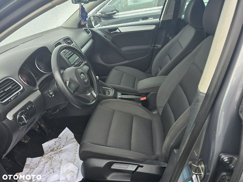 Volkswagen Golf - 9