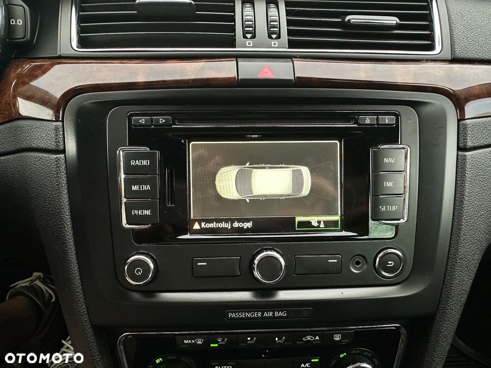 Skoda Superb 1.4 TSI Elegance - 25
