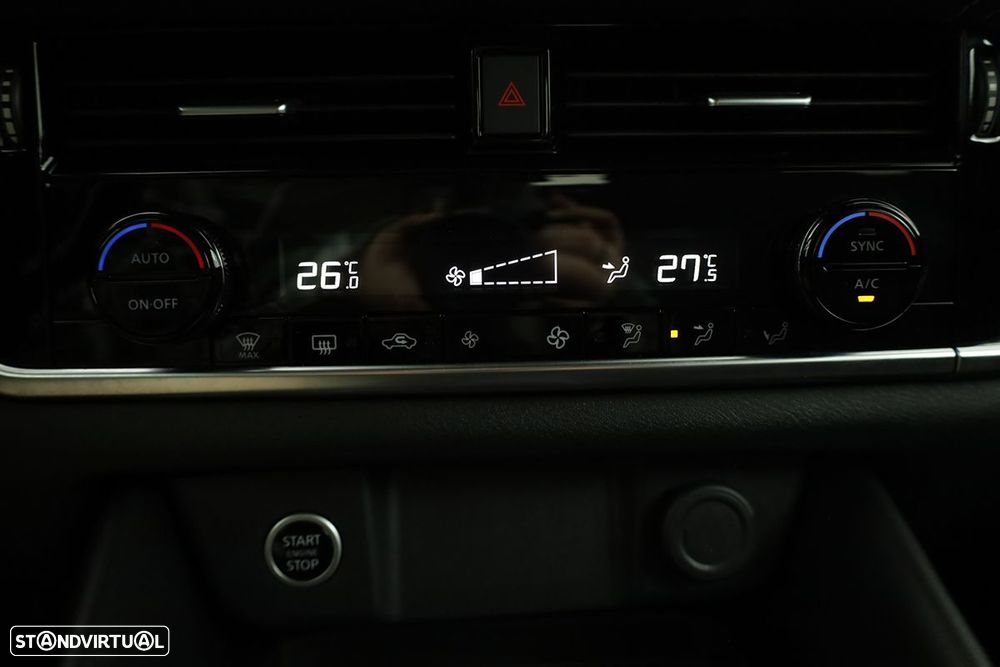 Nissan Qashqai 1.3 DIG-T N-Connecta LED Xtronic - 13