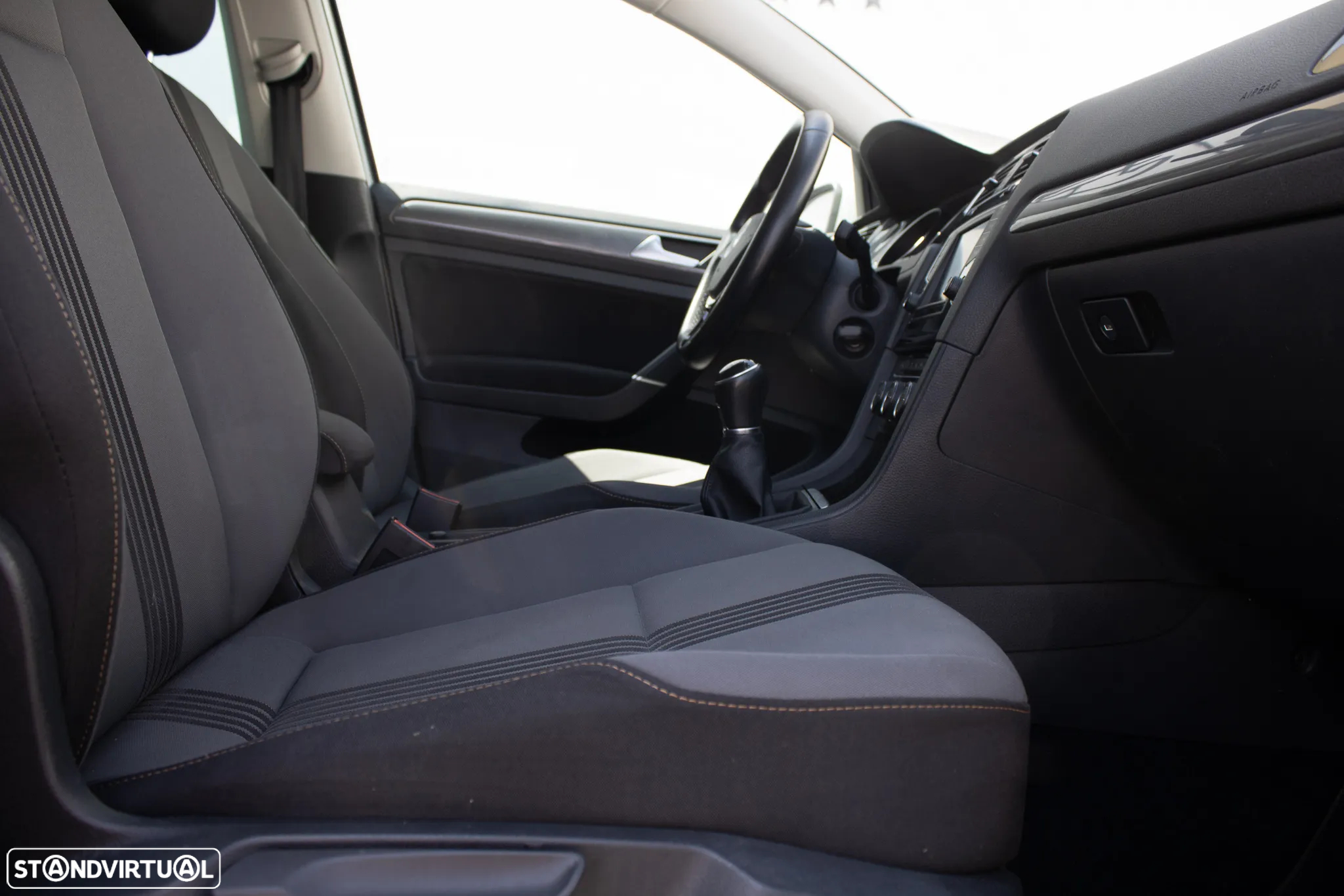 VW Golf Variant 1.6 TDi BlueMotion Allstar - 15