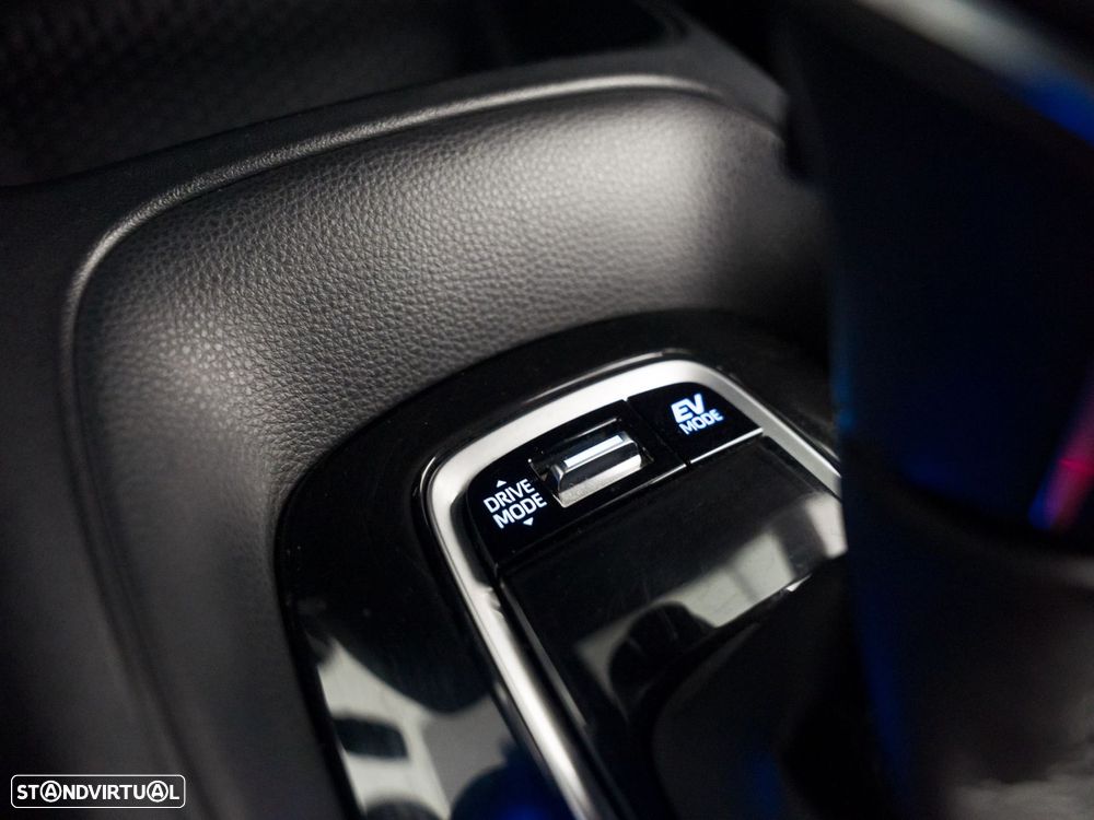 Toyota Corolla 1.8 Hybrid Comfort - 26