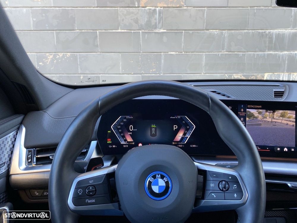 BMW iX2 eDrive20 Pack Desportivo M Pro - 6