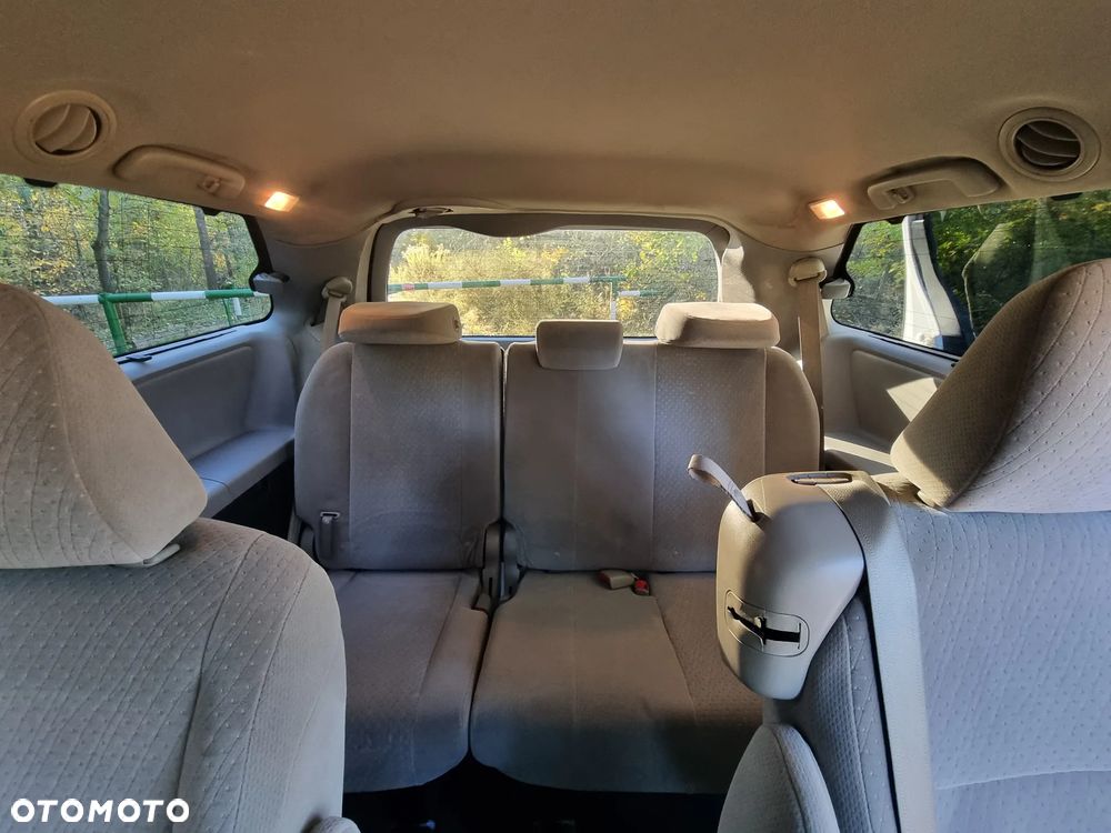 Toyota Sienna 3.5 V6 - 26
