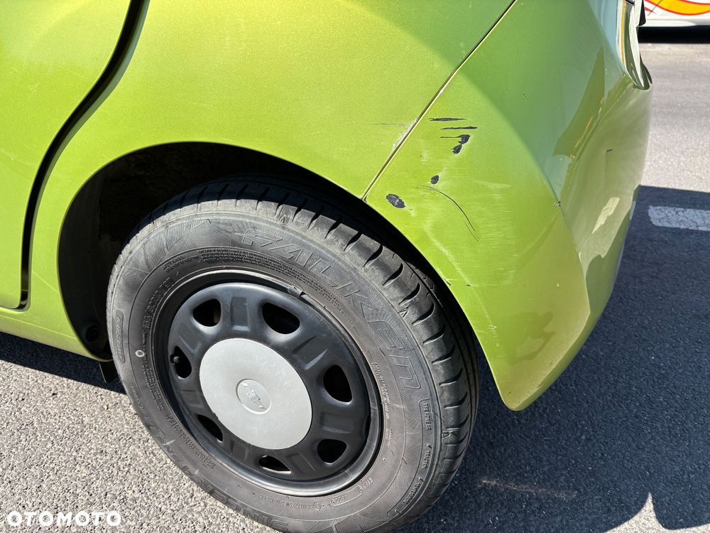 Chevrolet Spark 1.0 Base - 13