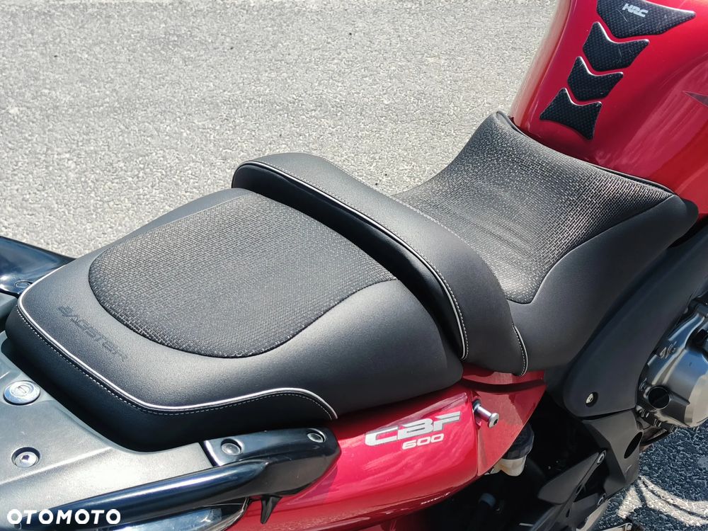 Honda CBF - 17