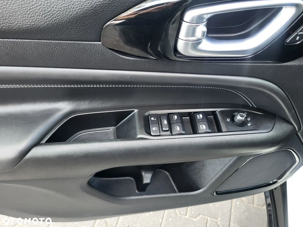 Jeep Compass - 12