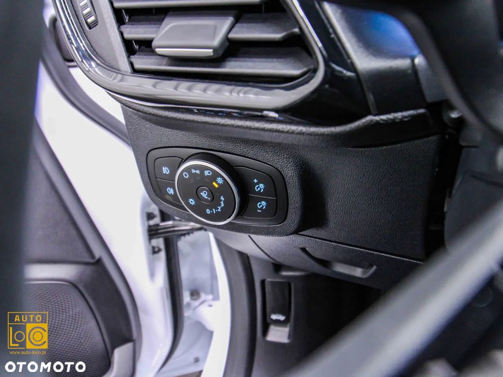 Ford Fiesta 1.0 EcoBoost S&S ST-LINE X - 29