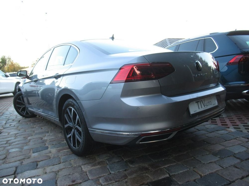 Volkswagen Passat 2022 photo 4