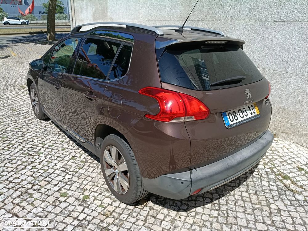 Peugeot 2008 1.6 e-HDi Allure - 4