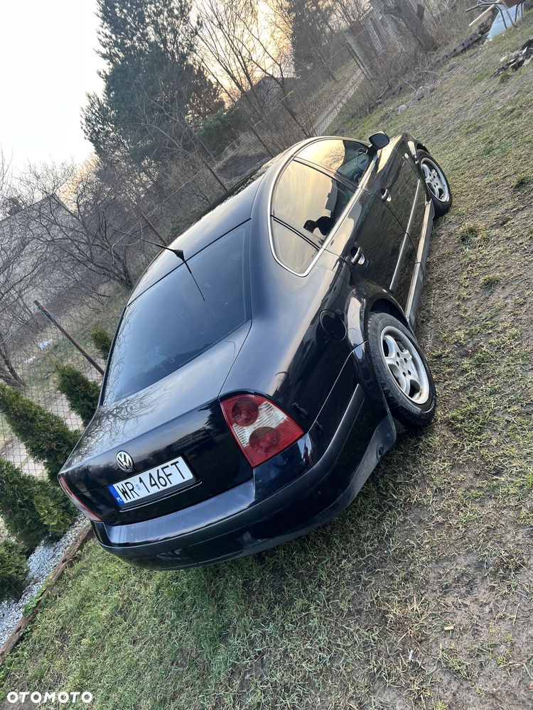 Volkswagen Passat - 2