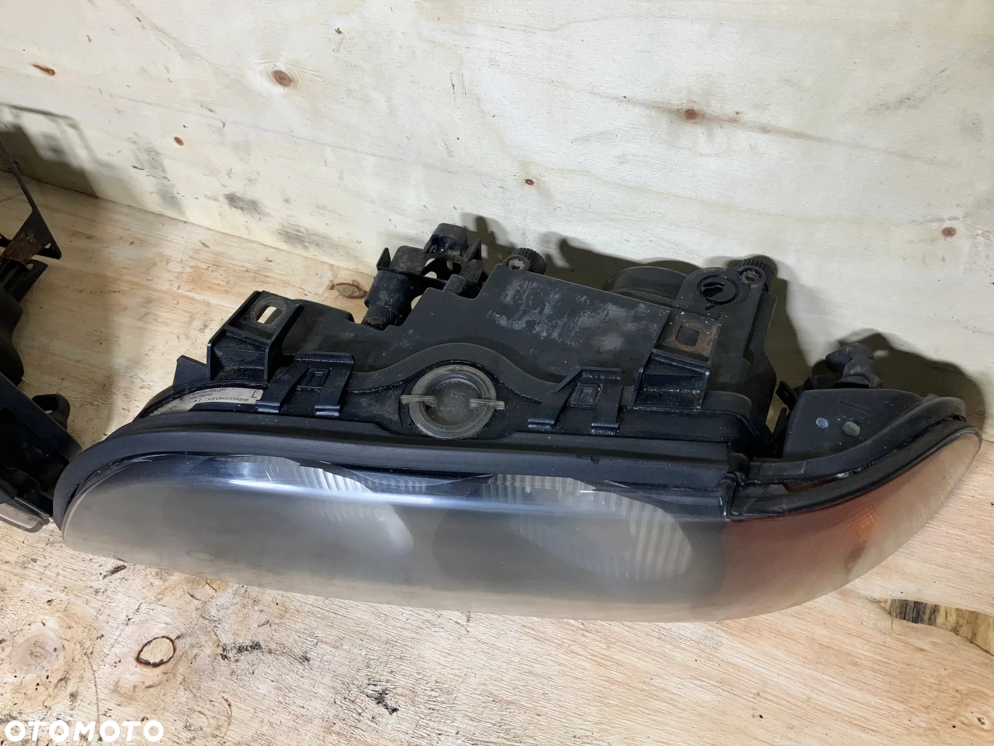 LAMPY PRZÓD BMW E39 PRZED LIFT XENON SOCZEWKA POMARAŃCZOWY KIERUNEK - 4