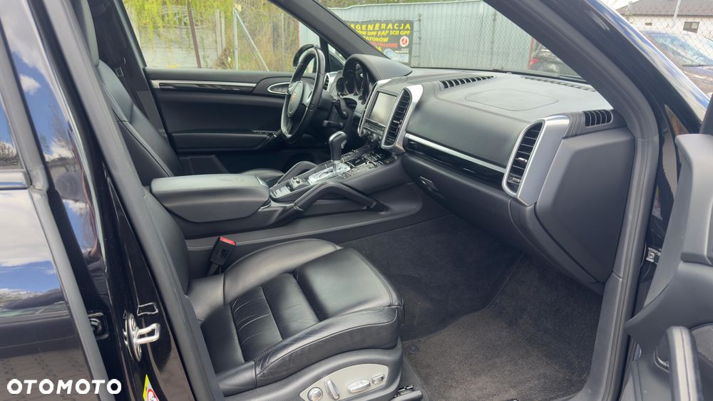 Porsche Cayenne Diesel Platinum Edition - 29