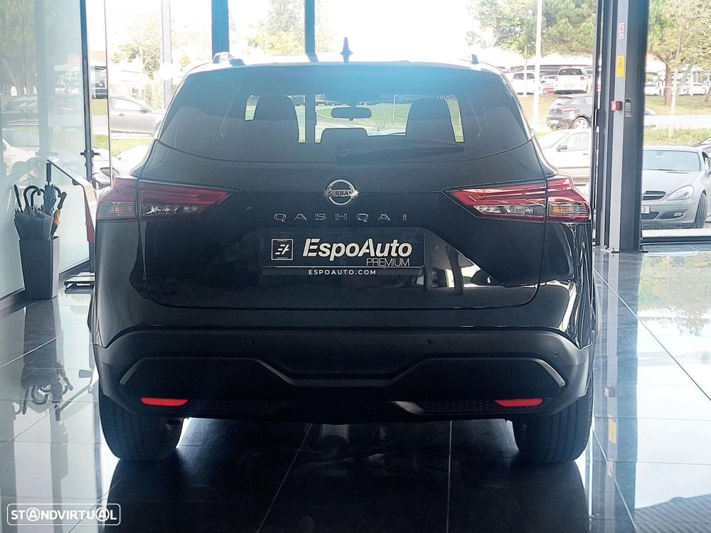 Nissan Qashqai 1.3 DIG-T N-Connecta - 4