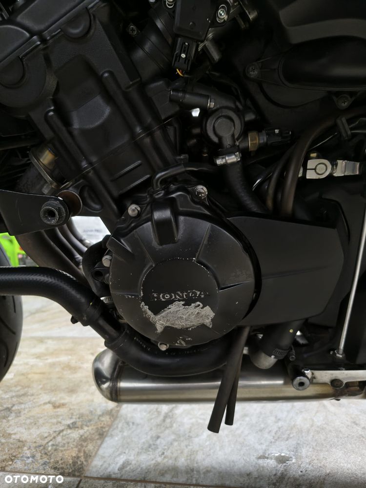 Honda Hornet - 8