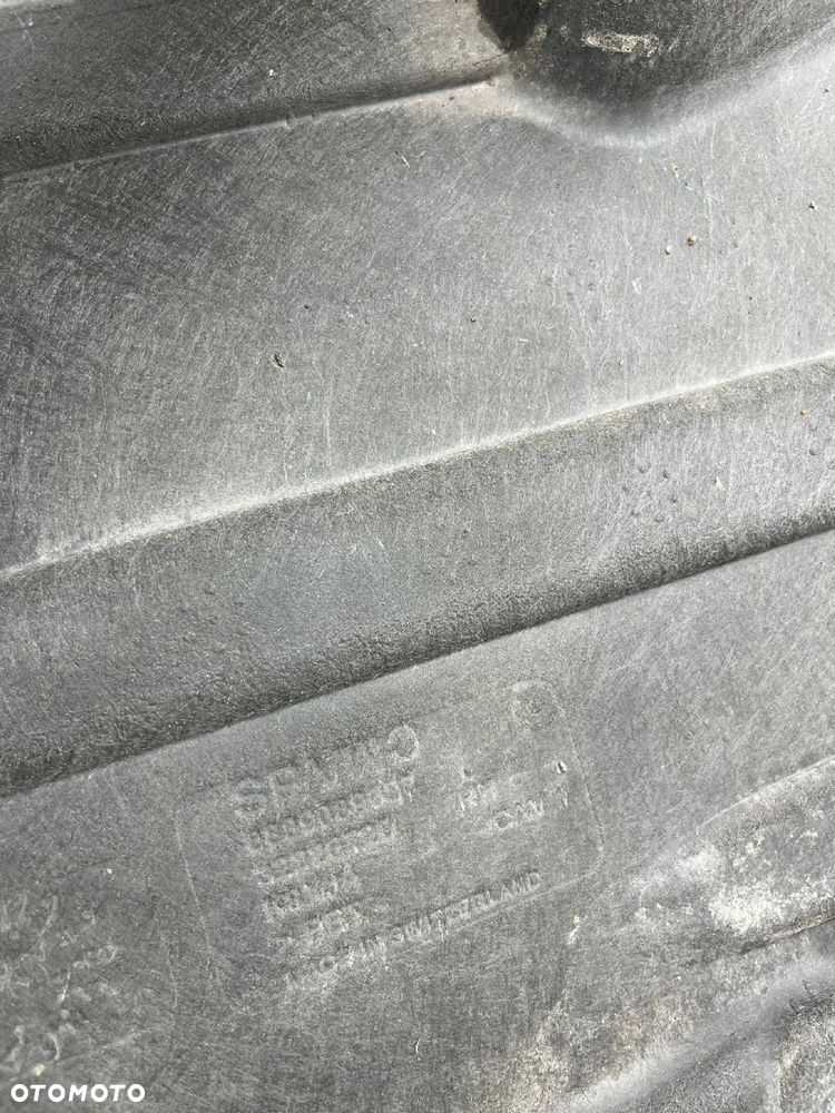 VOLVO XC40 OSŁONA PODWOZIA BOCZNA PRAWA 32226720 - 4