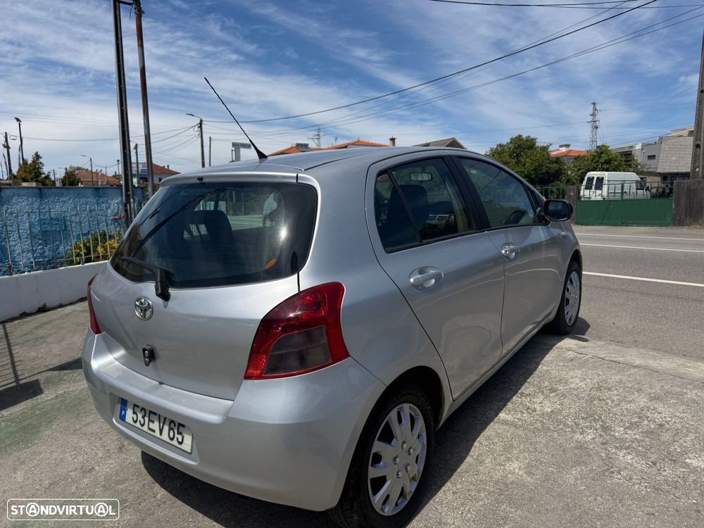 Toyota Yaris 1.0 VVT-i AC - 2
