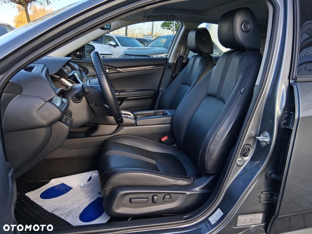 Honda Civic 1.5 T Executive - 11