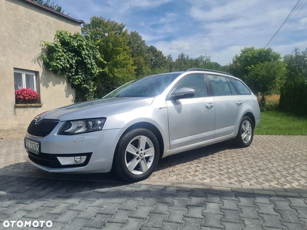 Skoda Octavia 2.0 TDI Ambition DSG - 2