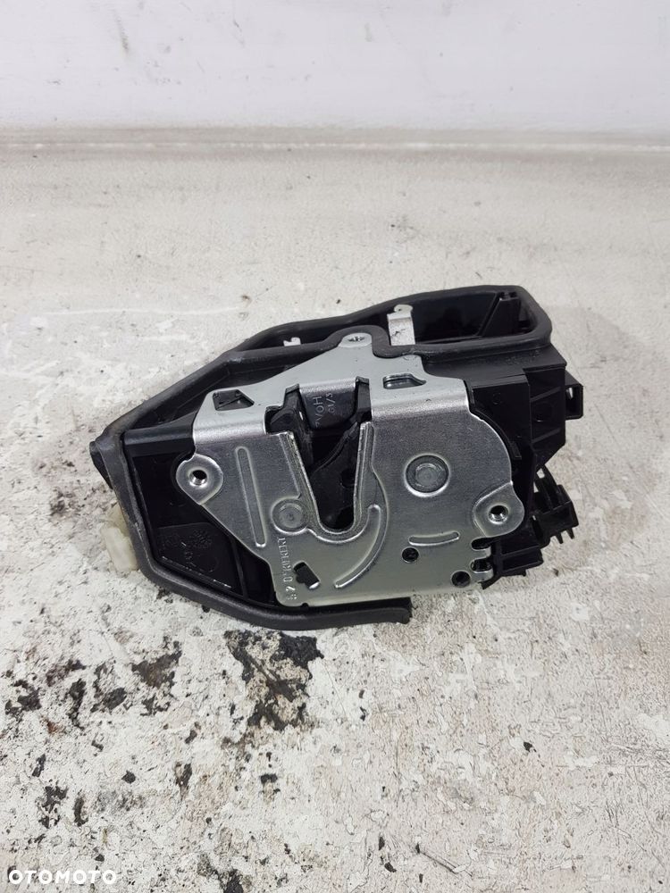zamek drzwi lewy przód 7229461 bmw e90 e91 f10 f11 lci eur 4pin - 6