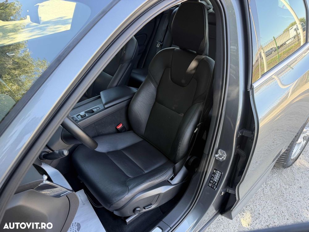 Volvo XC 60 D4 Geartronic Momentum Pro - 14