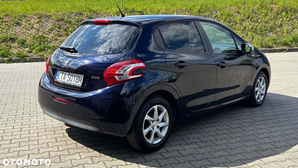 Peugeot 208 1.2 VTi Style - 4
