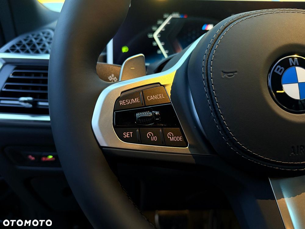 BMW X5 xDrive30d - 16