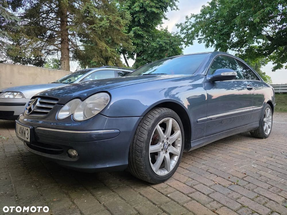 Mercedes-Benz CLK - 4
